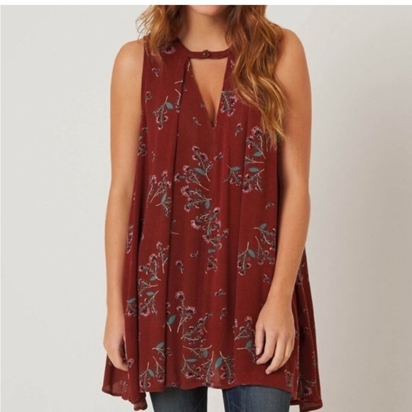 Free People Burgundy Floral Tunic Top with pocket. Size Xs - Picture 2 of 7